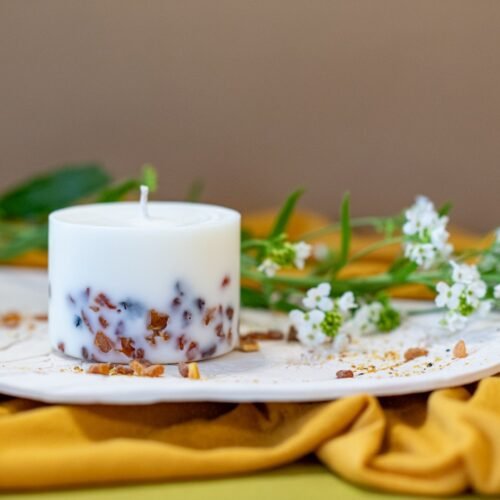 hand made soy wax candle with pine scent