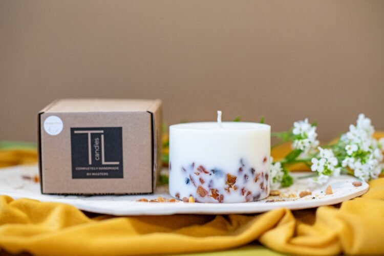 hand made soy wax candle with pine scent