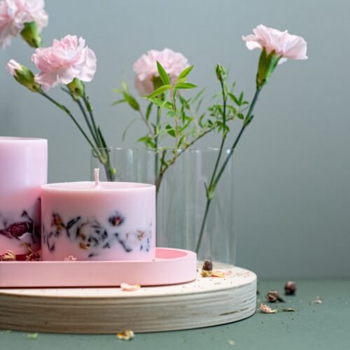 hand made soy wax candle with peony scent