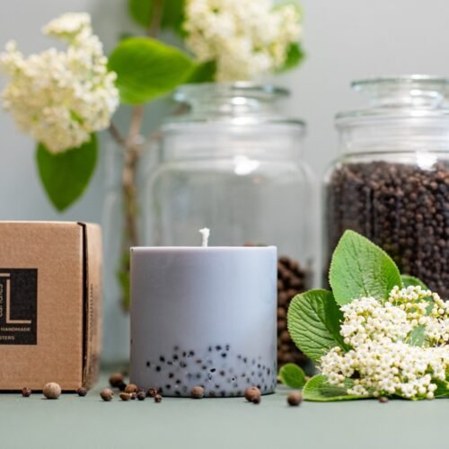 hand made soy wax candle with patchouli scent