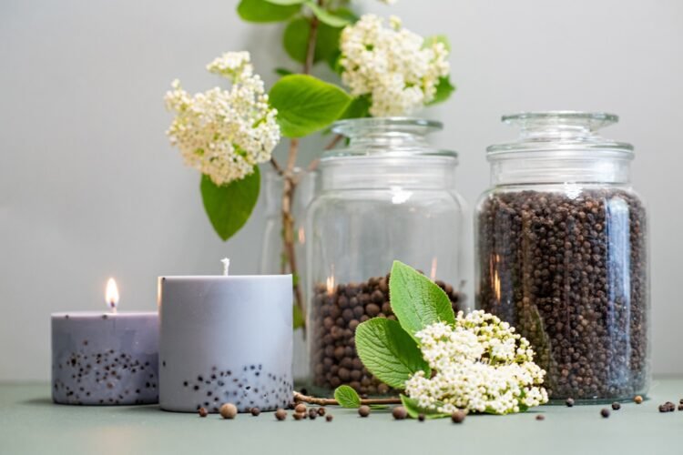 hand made soy wax candle with patchouli scent