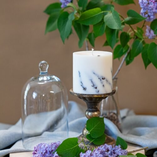 hand made soy wax candle with lavender scent white