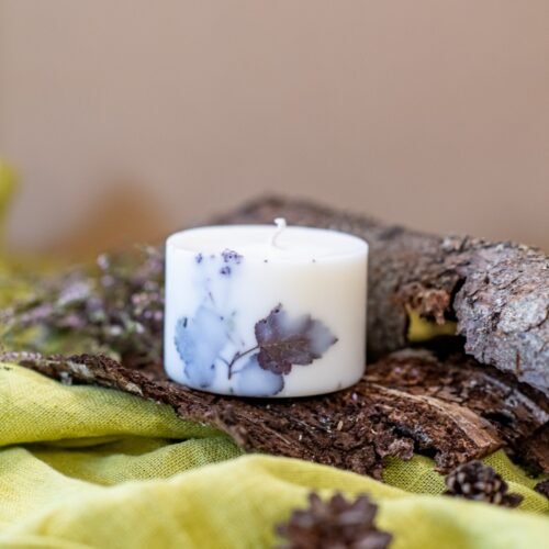 hand made soy wax candle with forest scent white