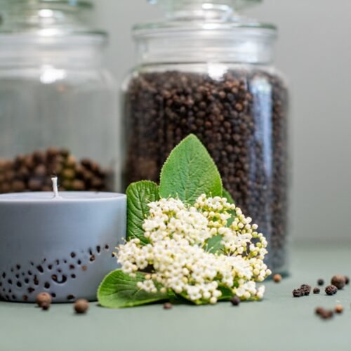 hand made soy wax candle with patchouli scent