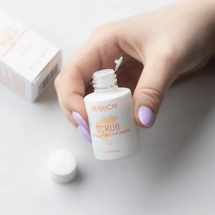 “Reveal Purity” pūderveida skrubis, 12 g