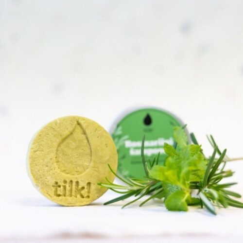 Dziļi attīrošs cietais matu šampūns ar matcha, 70 g