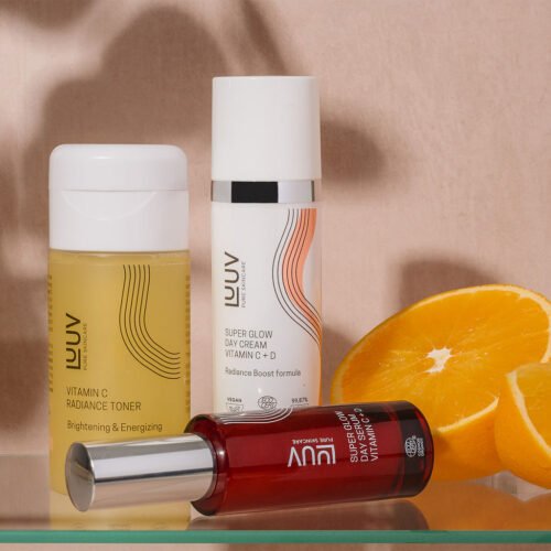 luuv_cvit_cover.jpg Super Glow dienas krēms ar C un D vitamīnu (COSMOS), 50 ml
