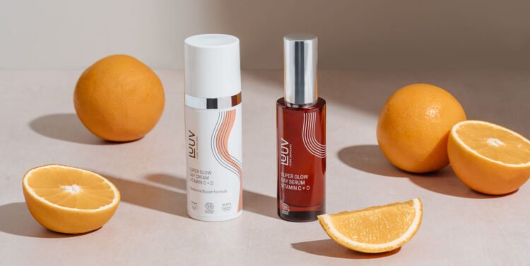 luuv_sept-004.jpg Super Glow dienas krēms ar C un D vitamīnu (COSMOS), 50 ml