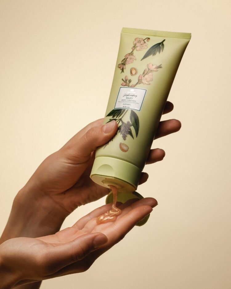 magrada-x-lauren-moisturizing-shower-gel-200ml-930a0afe.jpg Magrada X Lauren: Mitrinošs dušas gels, 200 ml