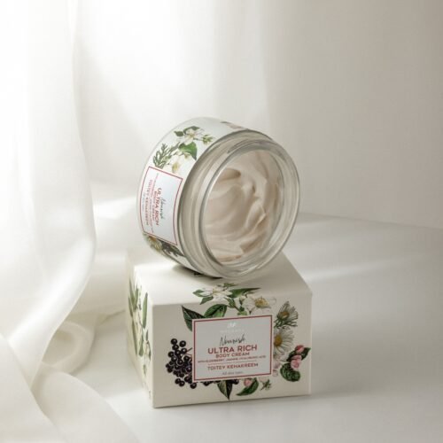nourishing-body-cream-jasmine-body-cream-with-elderberry-jasmine-and-hyaluronic-acid-200-ml-730569b9.jpg Barojošs ķermeņa krēms ar plūškoka, jasmīna un hialuronskābes ekstraktu, 200 ml
